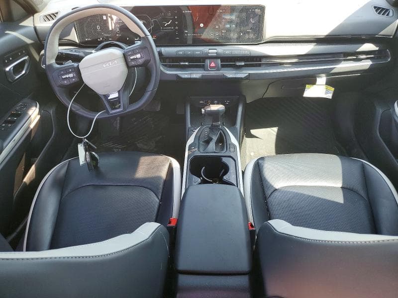 2025 KIA K4 GT LINE 8