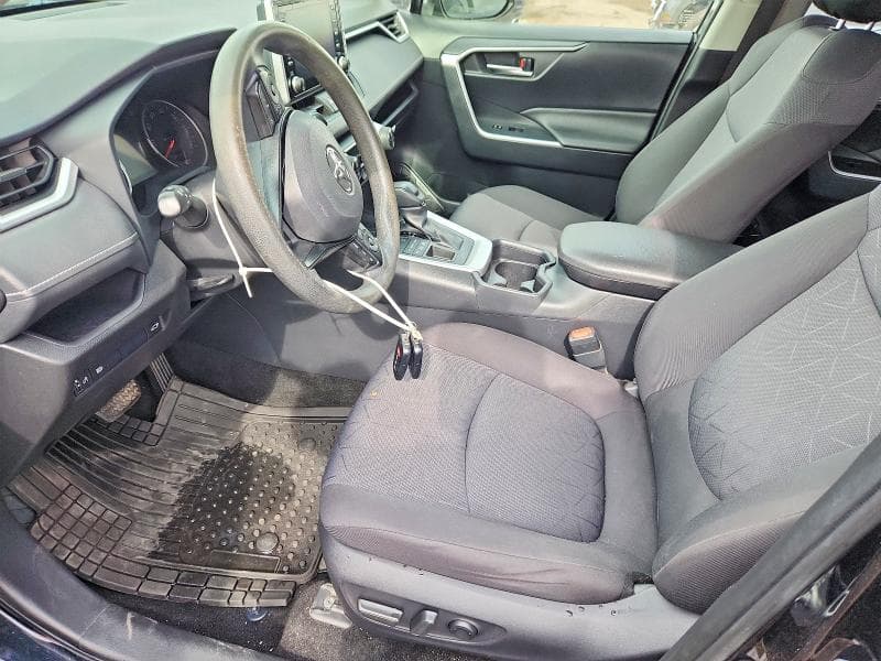 2019 TOYOTA RAV4 XLE 7