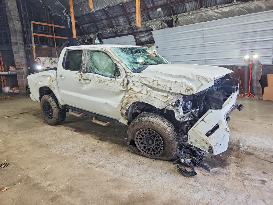 2022 NISSAN FRONTIER SV 4