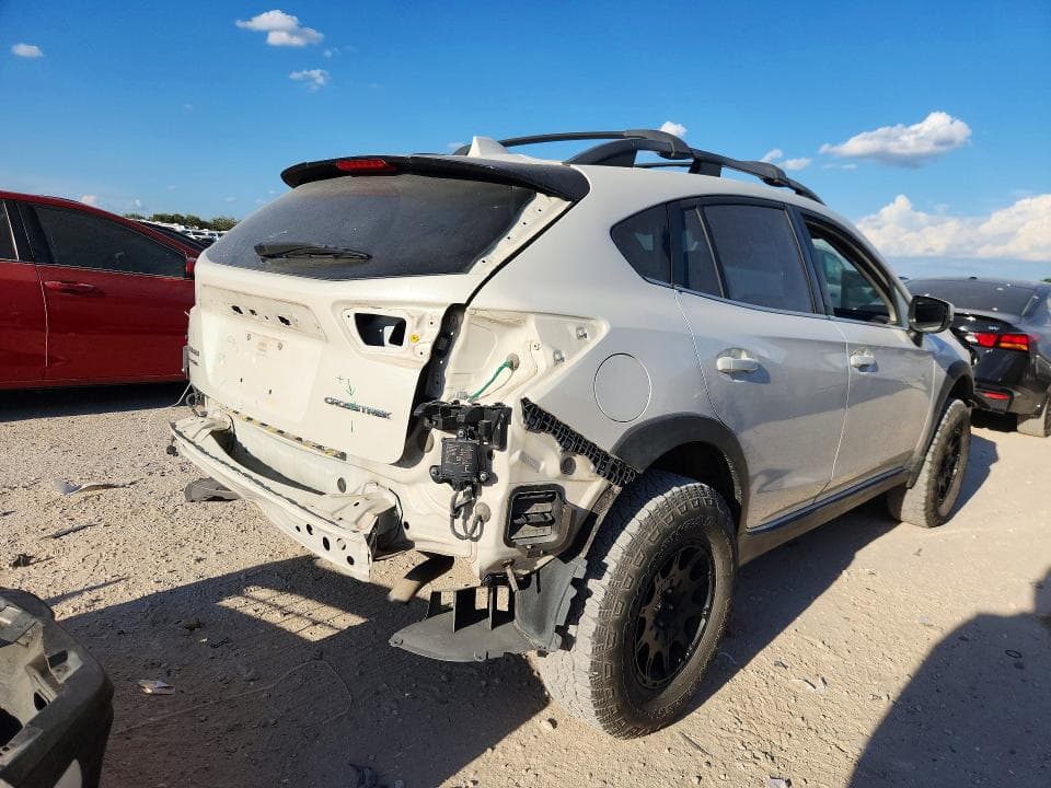 2019 SUBARU CROSSTREK LIMITED 3