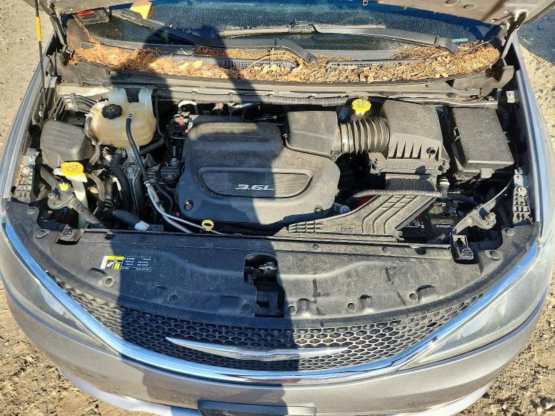 2017 CHRYSLER PACIFICA TOURING L 12