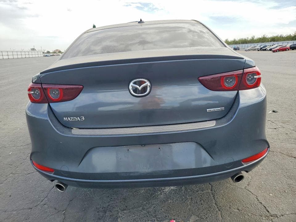 2021 MAZDA 3 PREMIUM 6