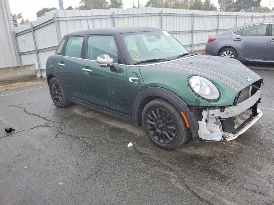 2018 MINI COOPER 4