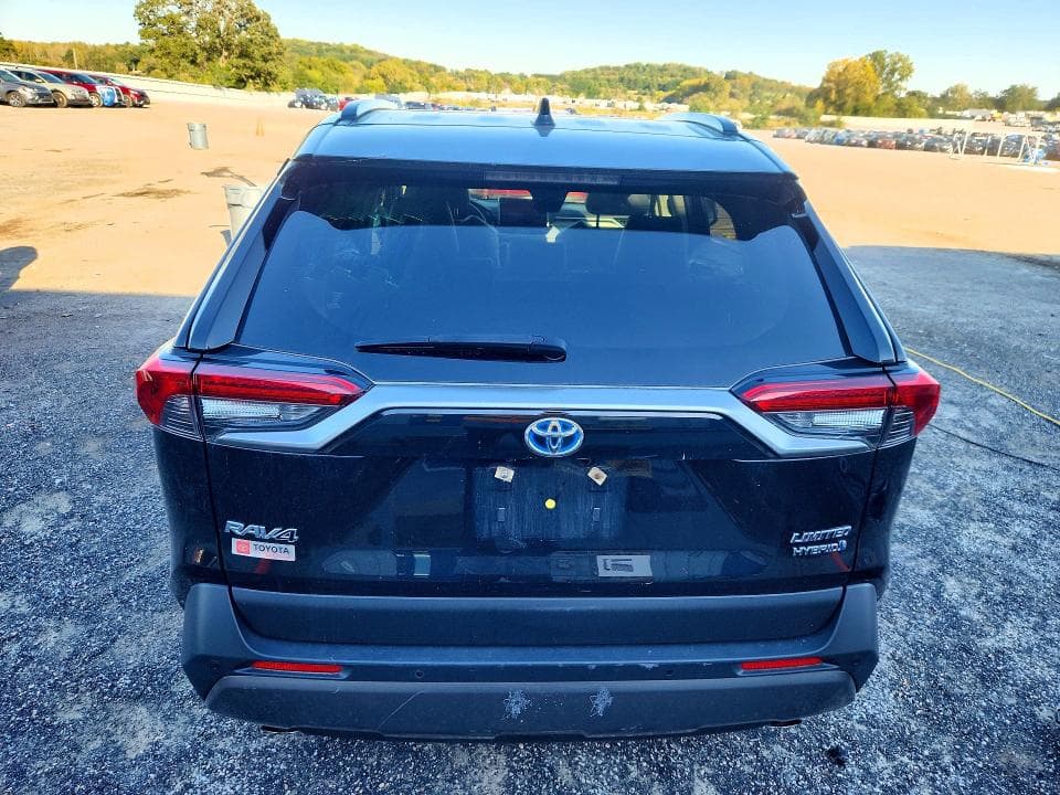 2021 TOYOTA RAV4 LIMITED 6