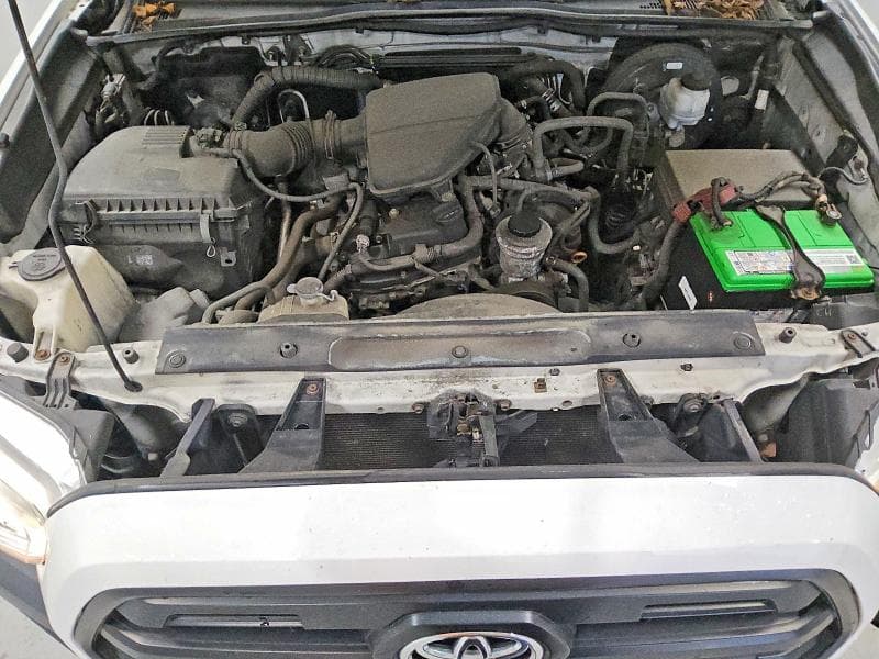 2017 TOYOTA TACOMA SR 11
