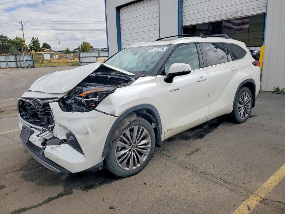 2021 TOYOTA HIGHLANDER HYBRID PLATINUM