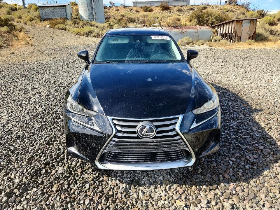 2017 LEXUS IS 200T 5