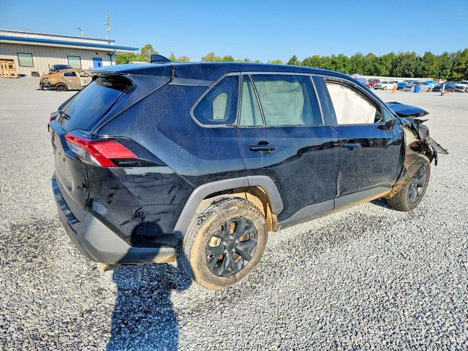 2024 TOYOTA RAV4 LE 3