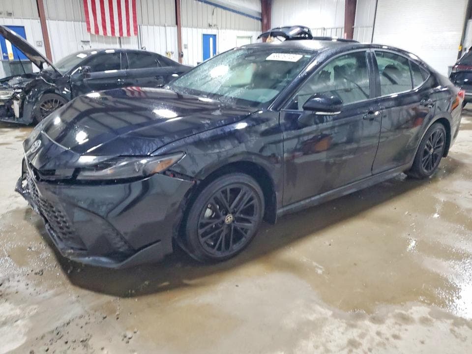 2025 TOYOTA CAMRY SE - 1