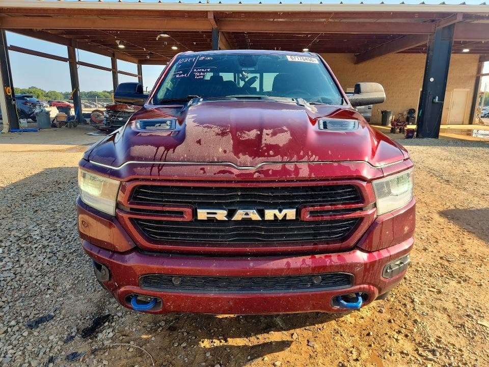 2019 RAM 1500 LARAMIE 5