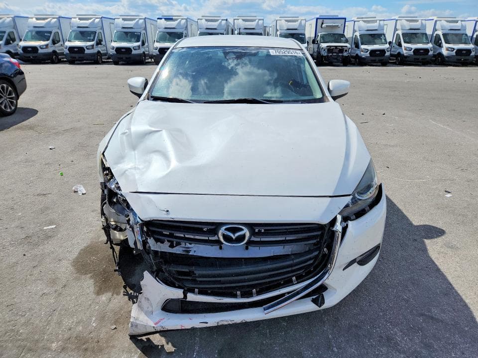 2018 MAZDA 3 TOURING 5