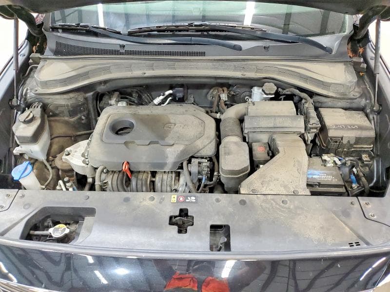 2019 HYUNDAI SANTA FE SE 12