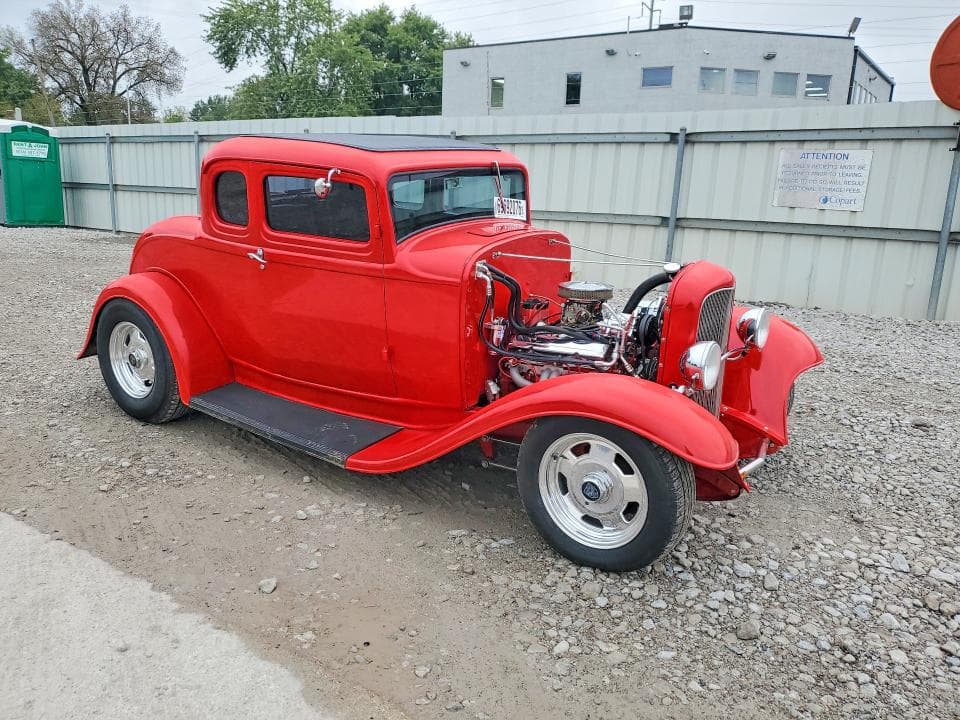 1932 FORD COUPE 4