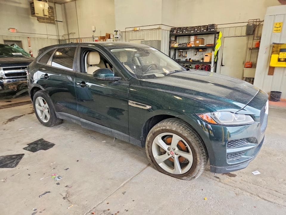 2018 JAGUAR F-PACE PREMIUM 4