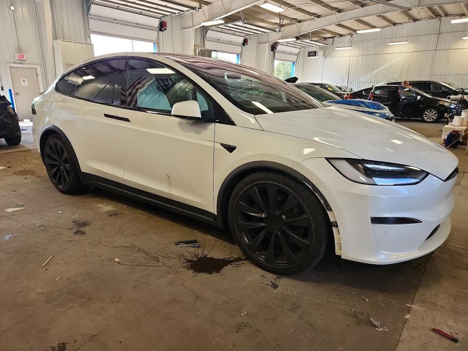 2022 TESLA MODEL X 4
