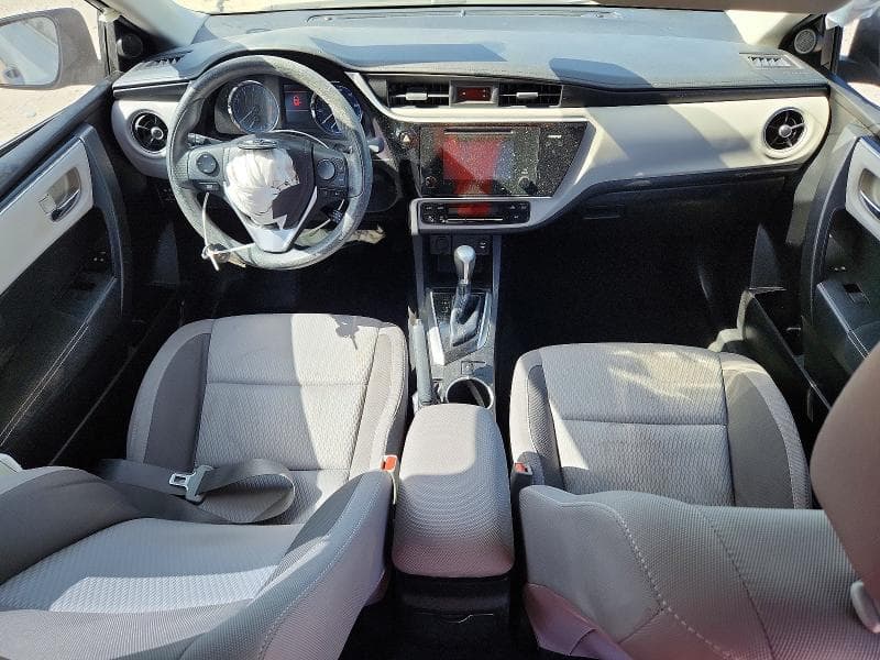 2017 TOYOTA COROLLA LE 8