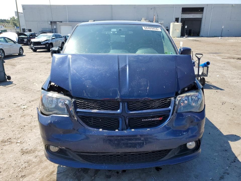 2017 DODGE GRAND CARAVAN GT 5