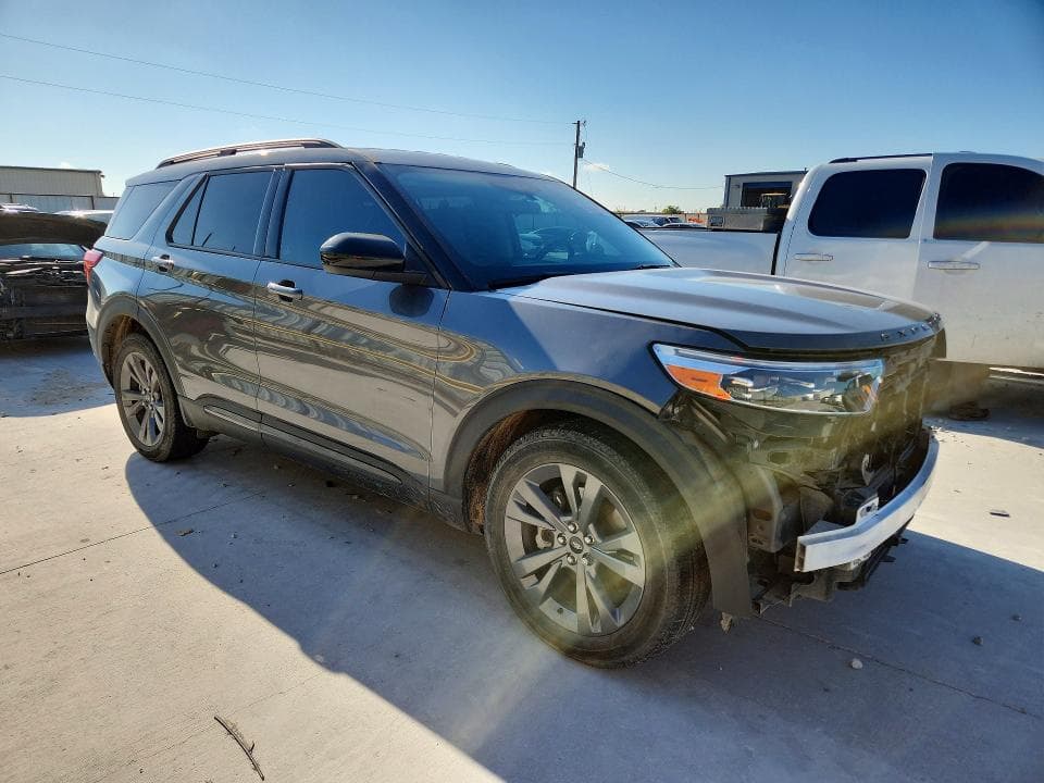 2023 FORD EXPLORER XLT 4