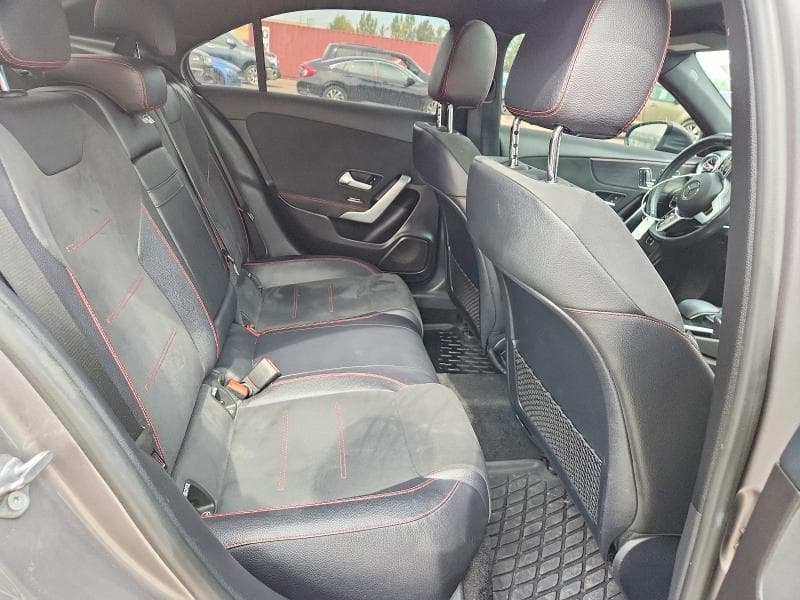 2020 MERCEDES-BENZ A 220 4MATIC 10