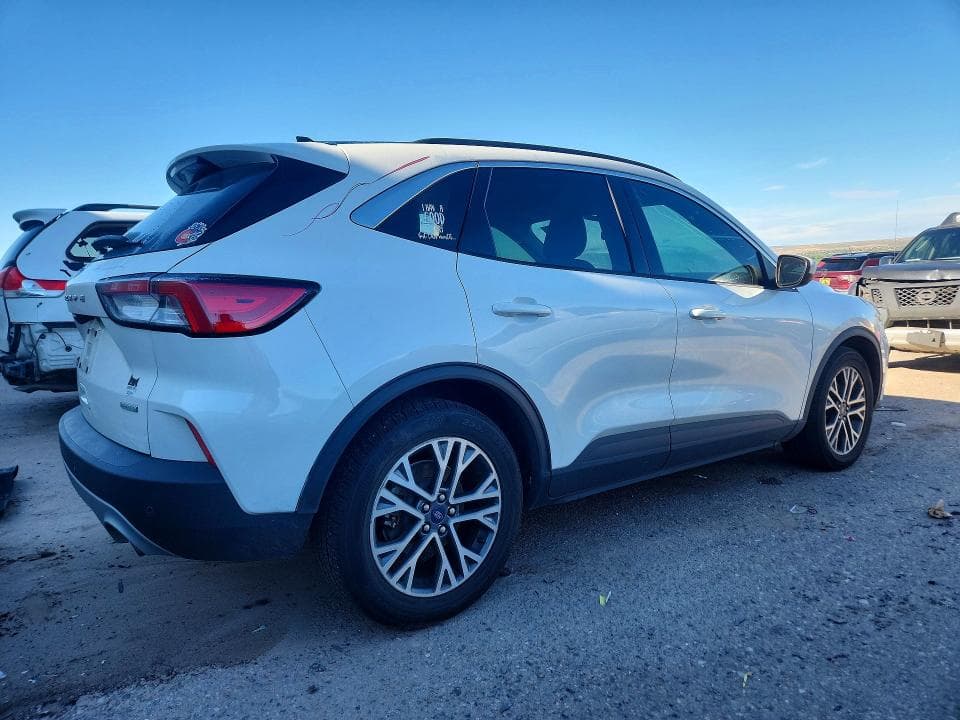 2020 FORD ESCAPE SEL 3