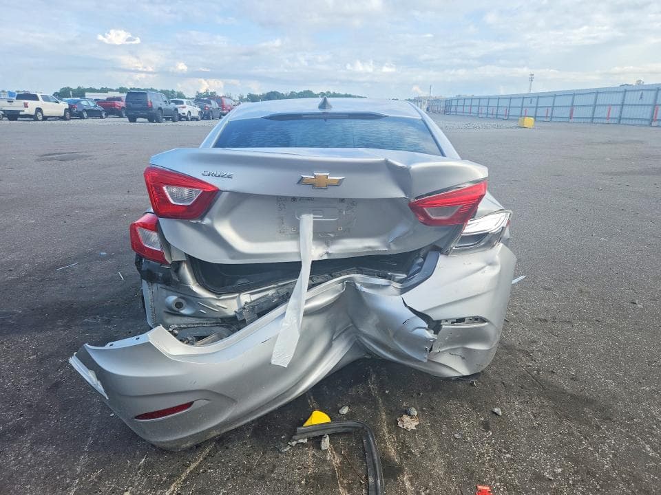 2017 CHEVROLET CRUZE LS 6
