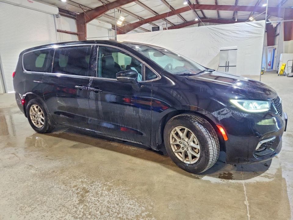 2025 CHRYSLER PACIFICA SELECT 4