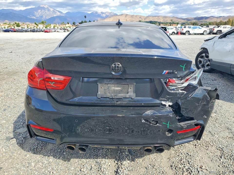 2017 BMW M4 6