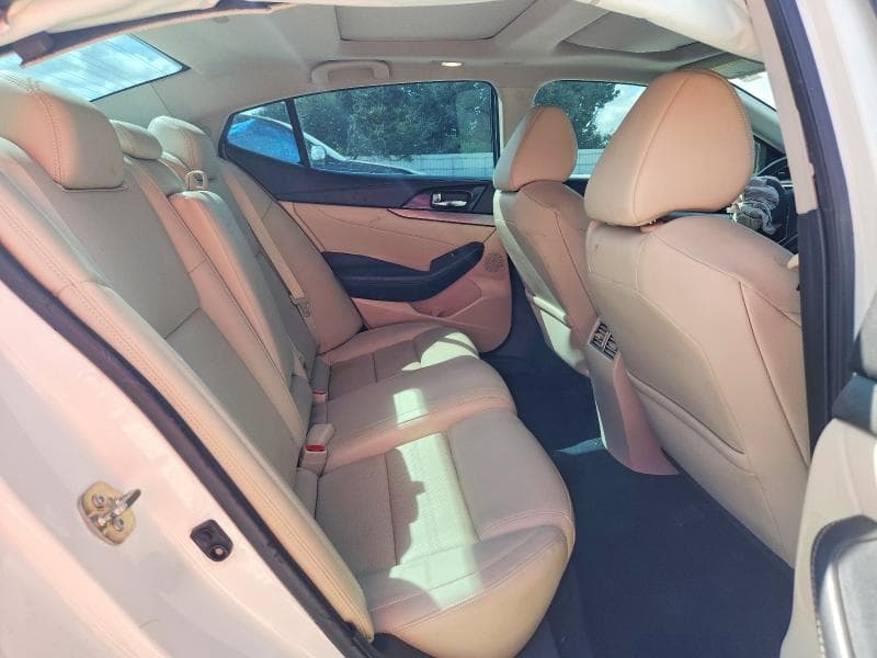 2017 NISSAN MAXIMA 3.5 SL 10