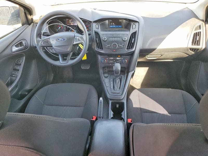 2018 FORD FOCUS SE 8