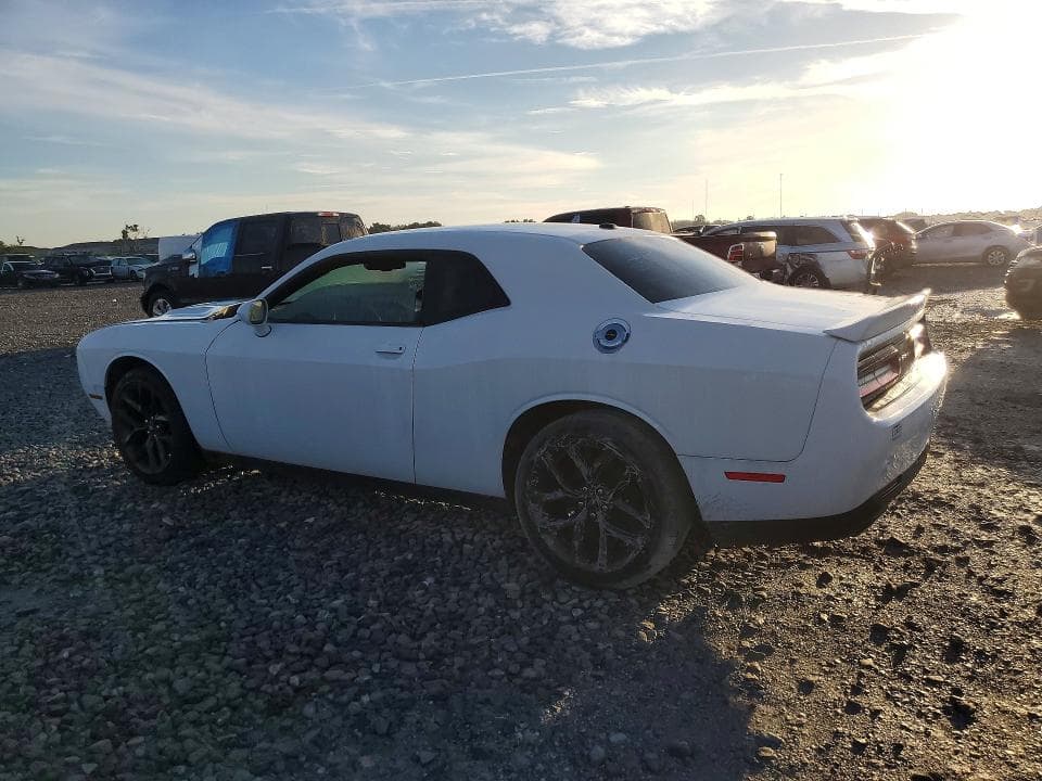 2019 DODGE CHALLENGER SXT 2