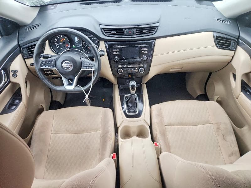 2017 NISSAN ROGUE SV 8