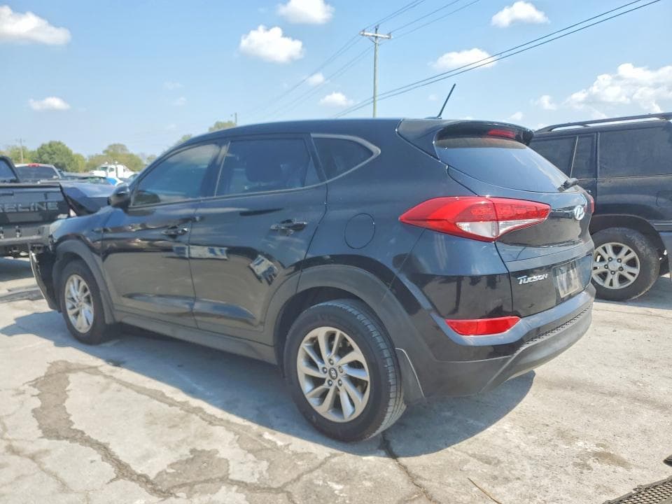 2017 HYUNDAI TUCSON SE 2