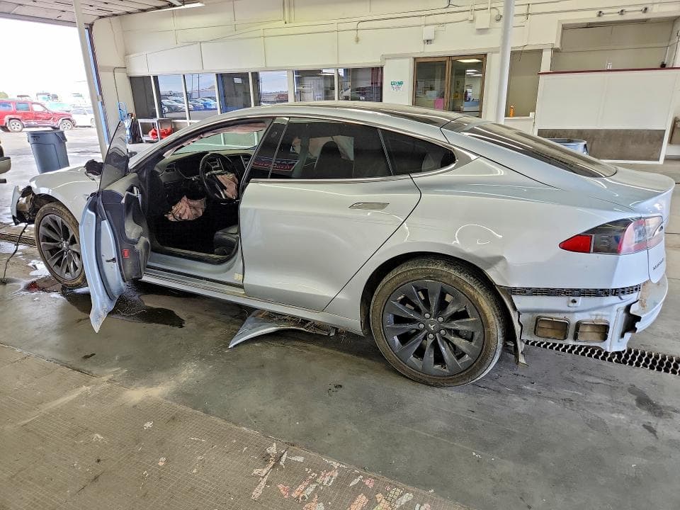 2018 TESLA MODEL S 2