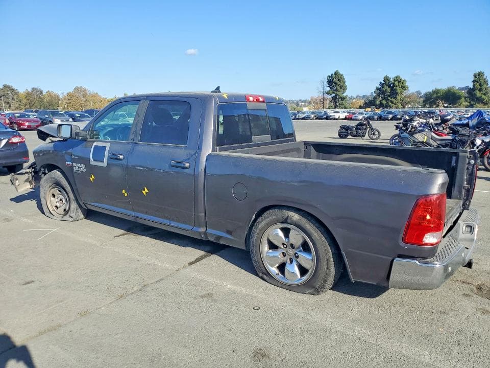 2020 RAM 1500 CLASSIC SLT 2