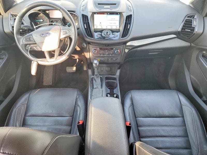 2017 FORD ESCAPE TITANIUM 8