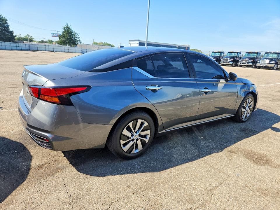 2020 NISSAN ALTIMA S 3