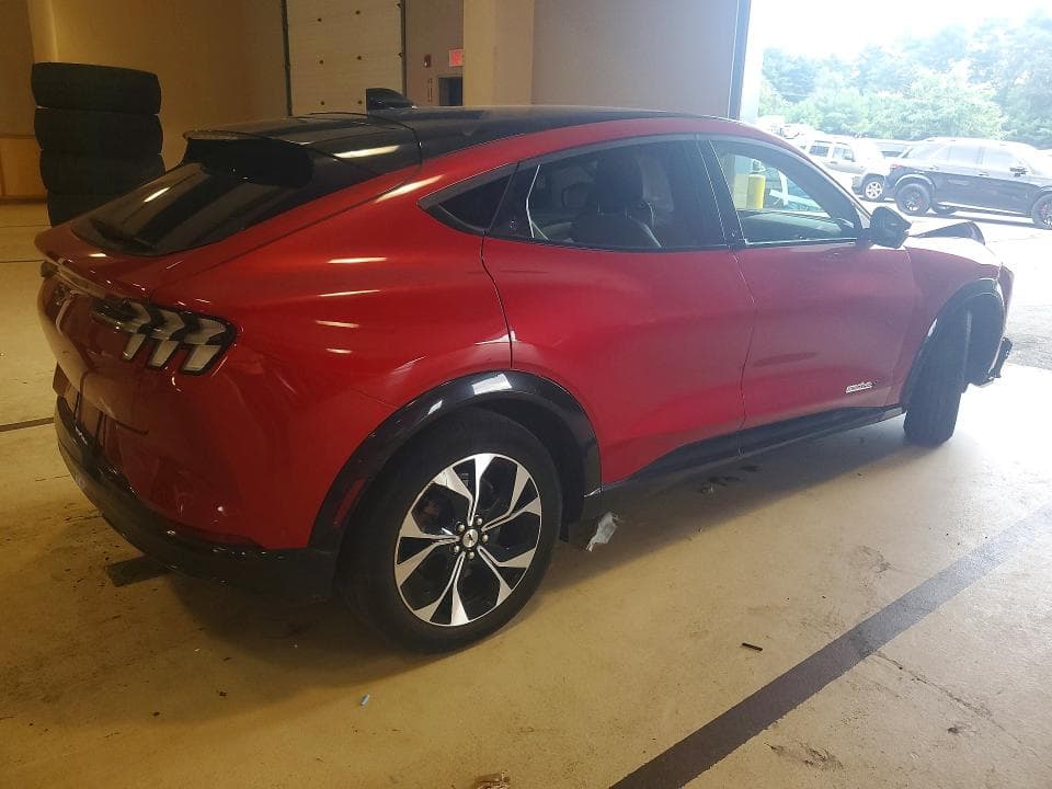 2021 FORD MUSTANG MACH-E PREMIUM 3