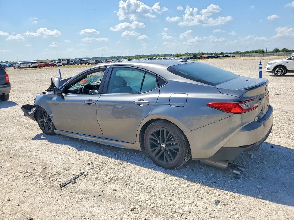 2026 TOYOTA CAMRY SE 2
