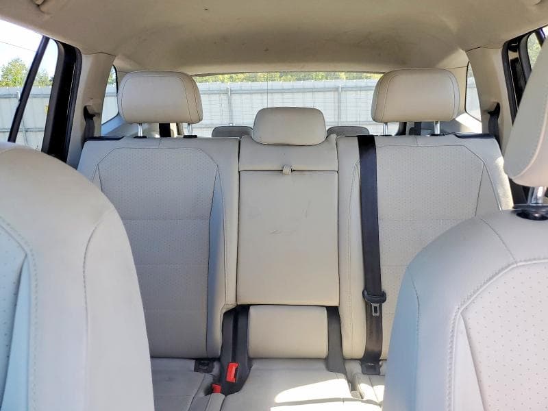2018 VOLKSWAGEN TIGUAN SE 10