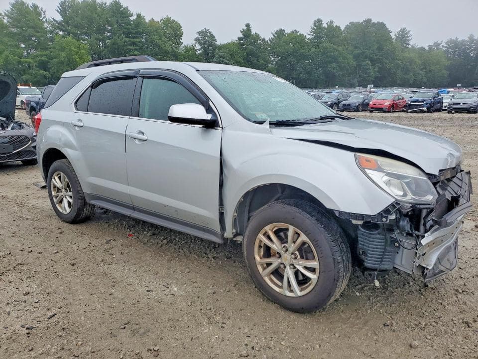 2017 CHEVROLET EQUINOX LT 4