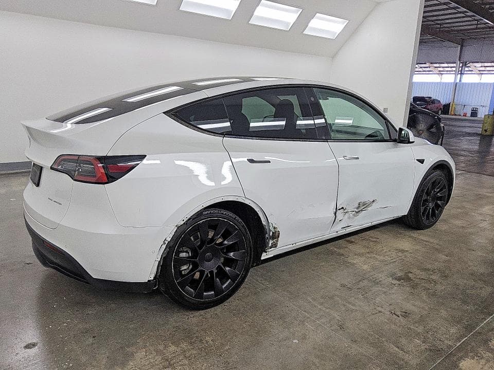 2022 TESLA MODEL Y 3