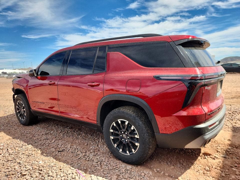 2025 CHEVROLET TRAVERSE Z71 2