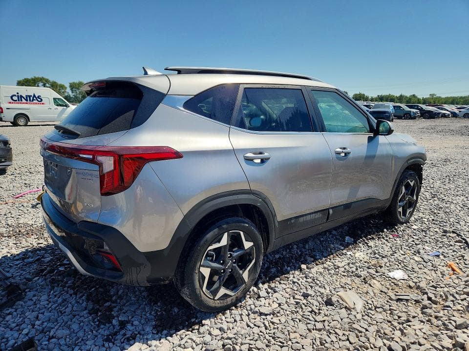 2024 KIA SELTOS EX 3
