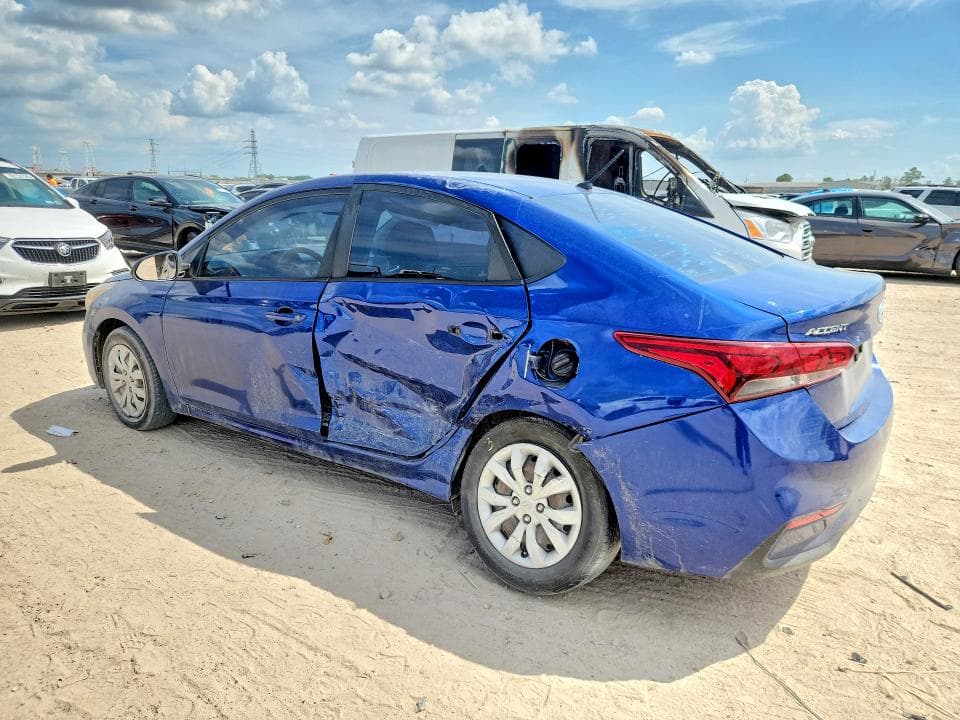 2019 HYUNDAI ACCENT SE 2