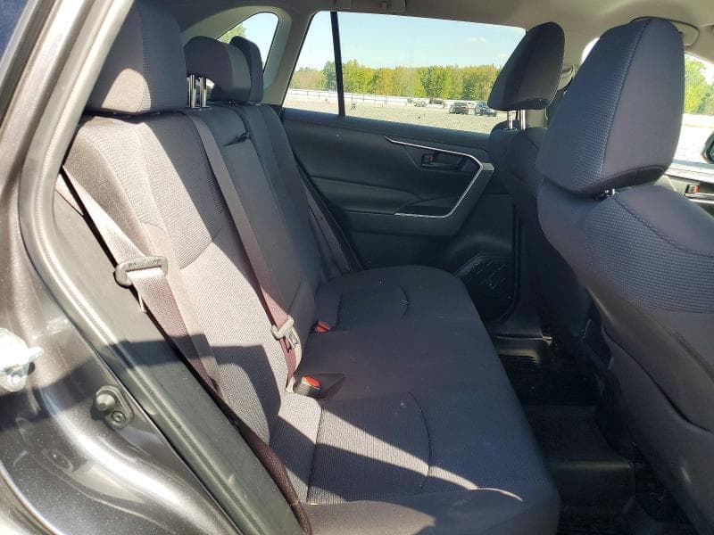 2019 TOYOTA RAV4 LE 11