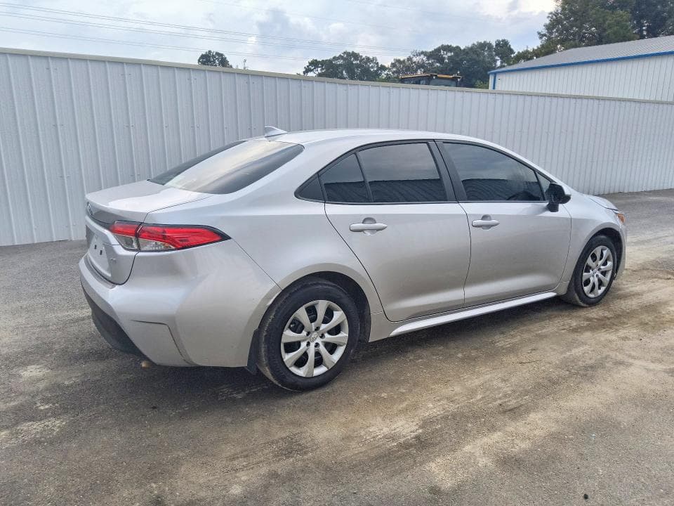 2026 TOYOTA COROLLA LE 3