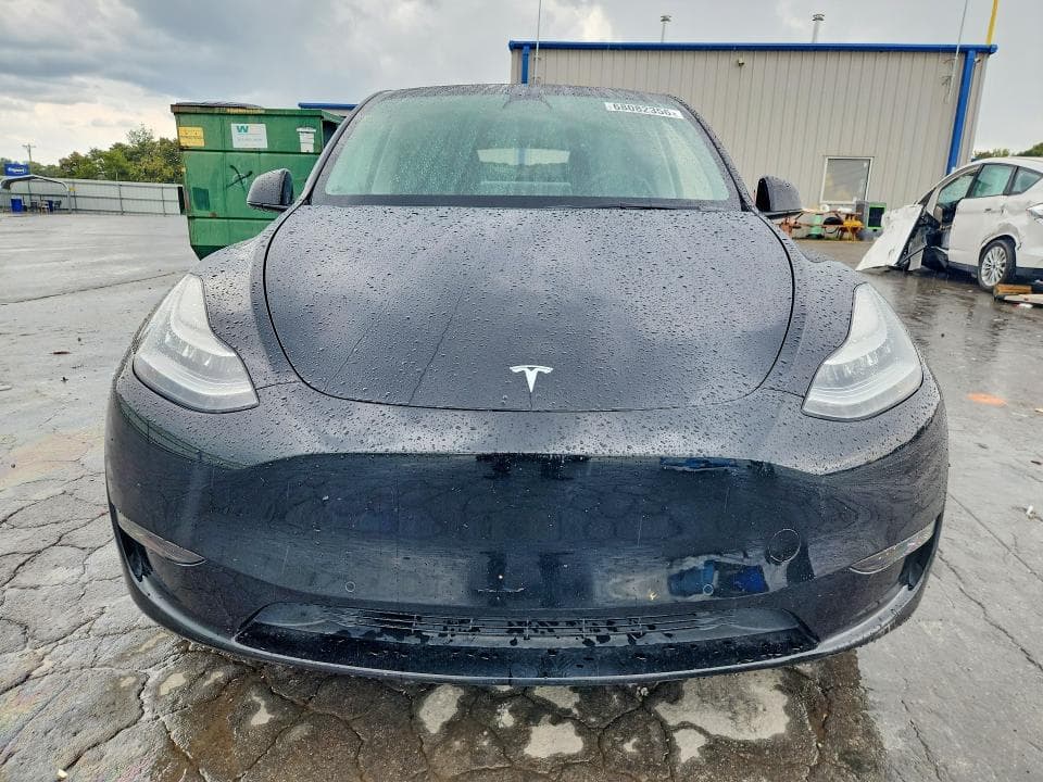 2022 TESLA MODEL Y 5