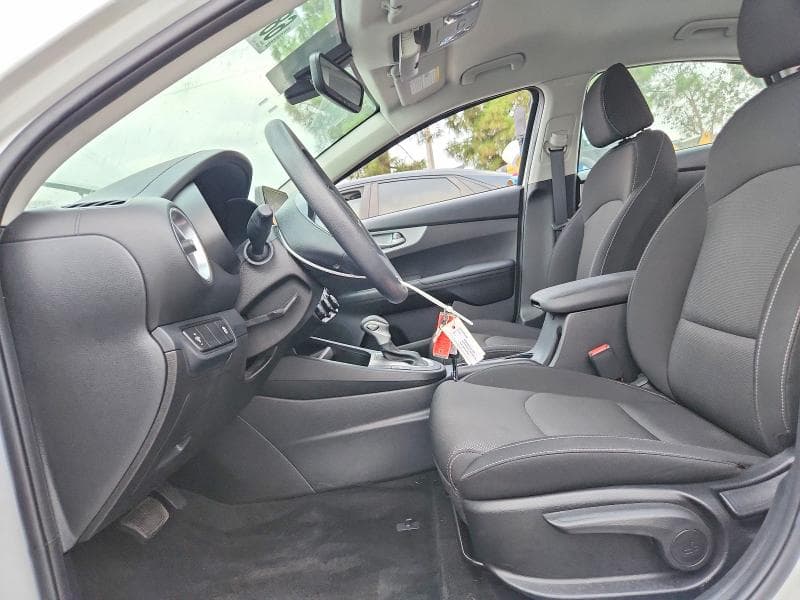 2023 KIA FORTE LXS 7