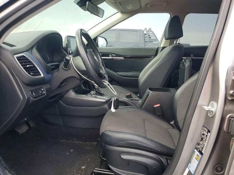 2021 KIA SELTOS S 7