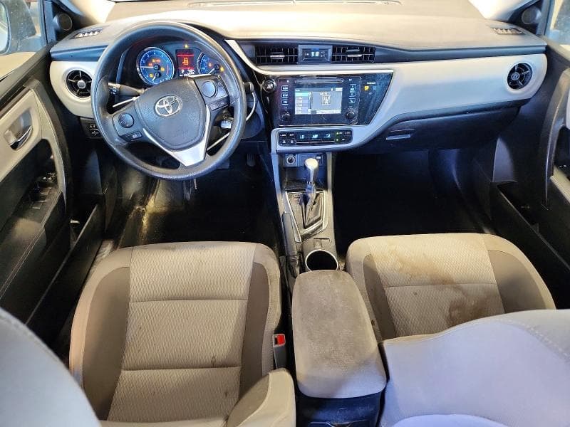 2017 TOYOTA COROLLA LE 8